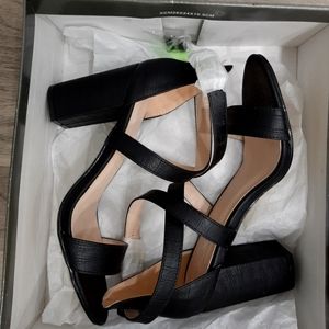 Ladies strappy heeled sandals. Sergio Bari. Size 7